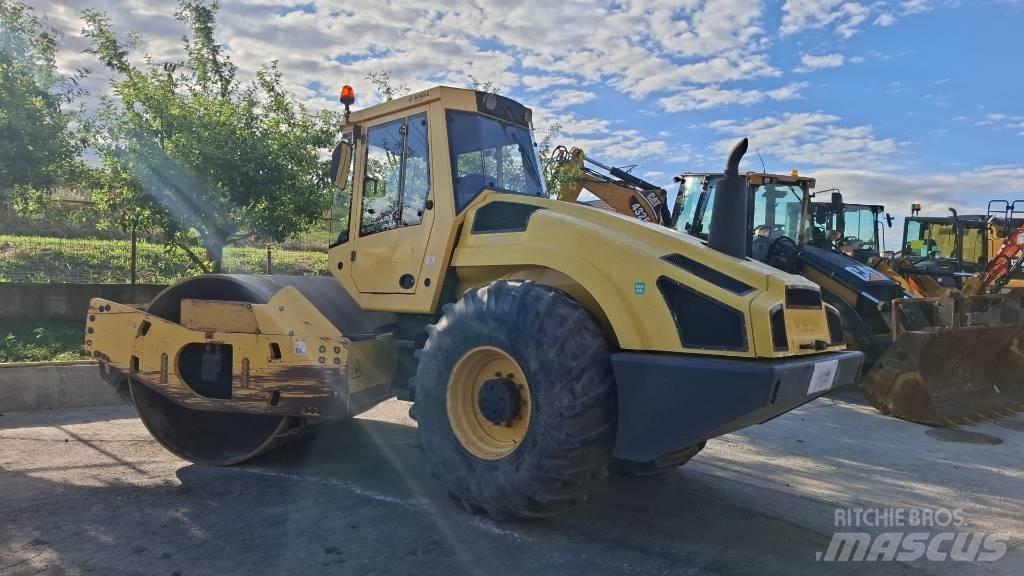 Bomag 213 DH 트윈 드럼 롤러