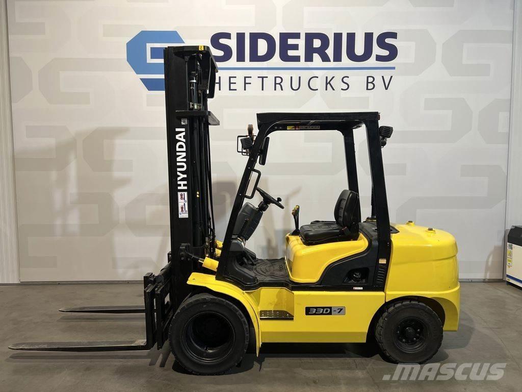 Hyundai 33D-7 디젤 지게차