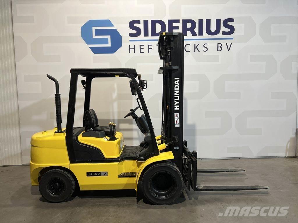 Hyundai 33D-7 디젤 지게차