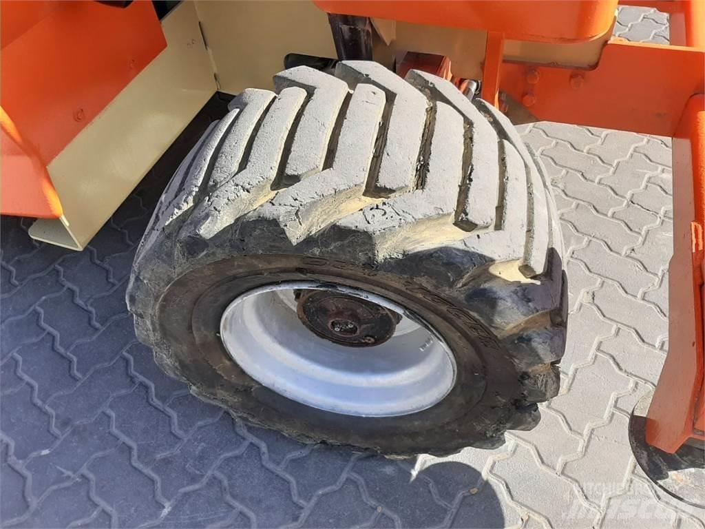 JLG 4394RT 가위형 리프트