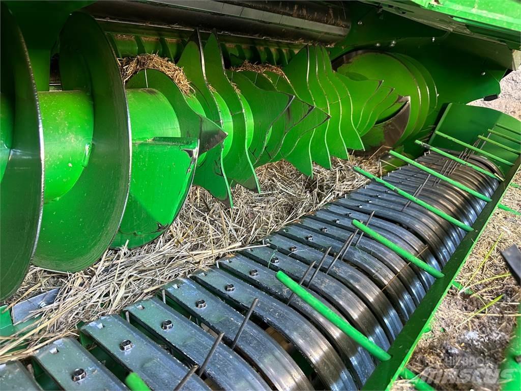 John Deere V461M 원형 곤포기