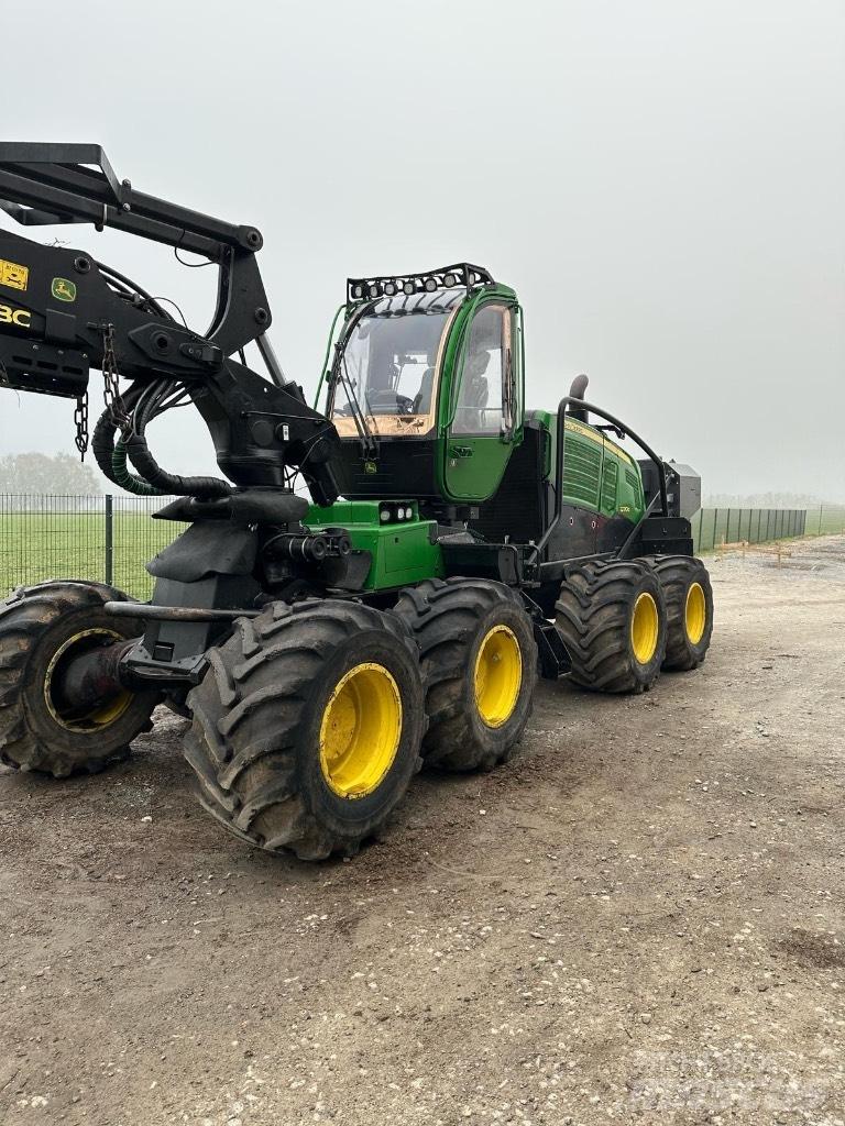 John Deere 1270 G 원목 하베스터