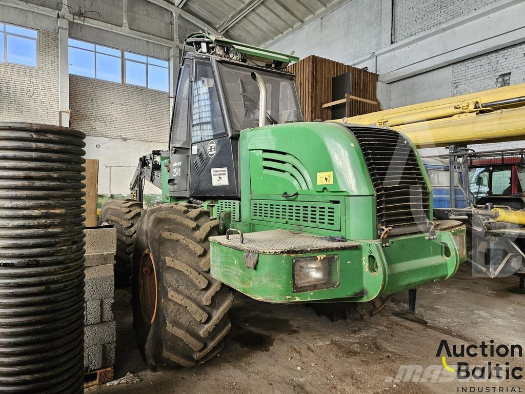 Amkodor 2541 원목 하베스터