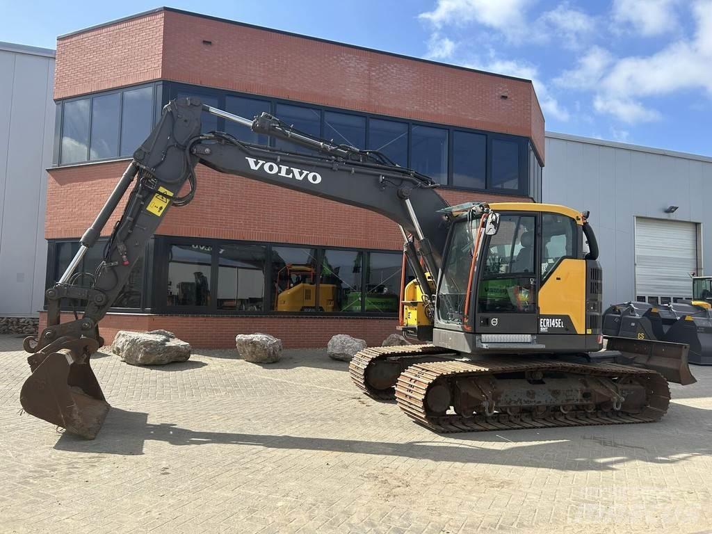 Volvo ECR145 대형 굴삭기 29톤 이상