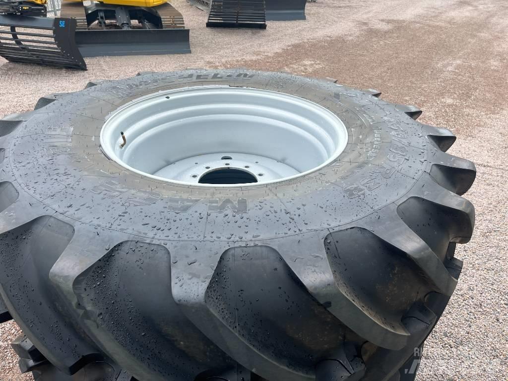 Michelin 650/85-38 타이어, 휠 및 림