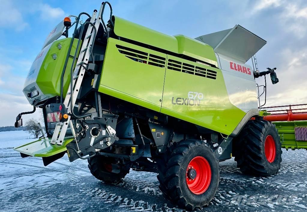 CLAAS Lexion 670 콤바인 수확기