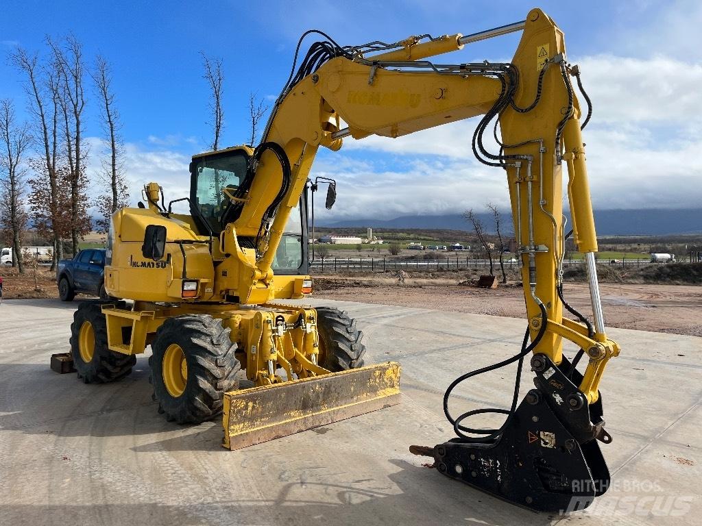 Komatsu PW 98 MR-8  휠 굴삭기
