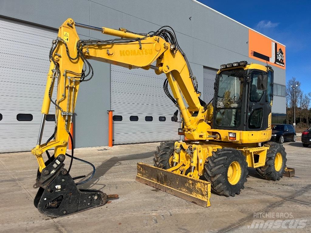 Komatsu PW 98 MR-8  휠 굴삭기