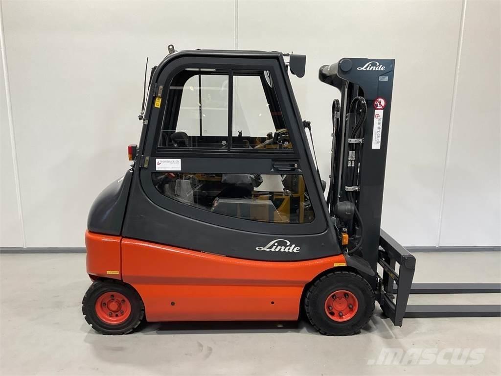 Linde E25P - 02 전동 지게차