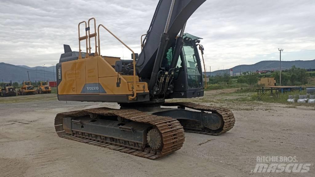 Volvo EC 250 EL 대형 굴삭기 29톤 이상