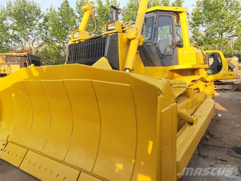 Komatsu D155AX-5 크롤러 도저