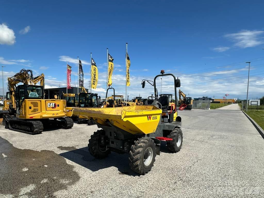 Wacker Neuson DW 30 건설현장 덤프트럭