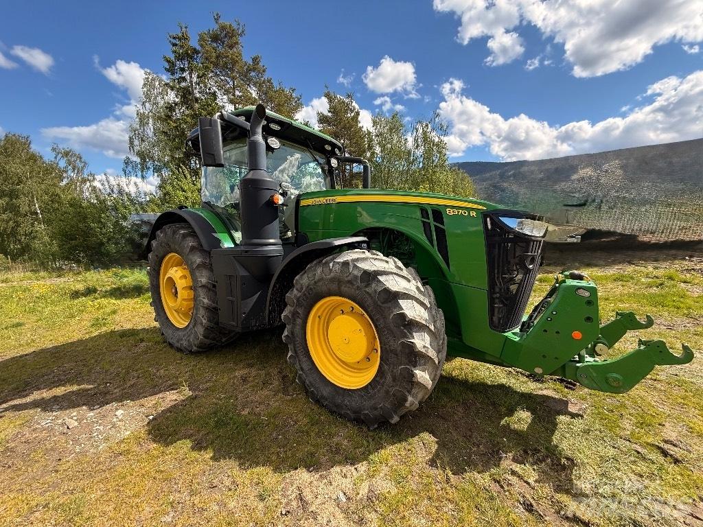 John Deere 8370 R 트랙터