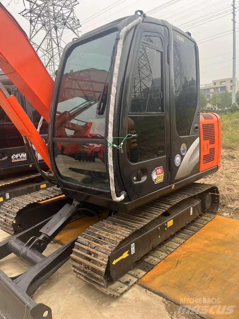 Hitachi Zaxis 60 소형 굴삭기 7톤 미만