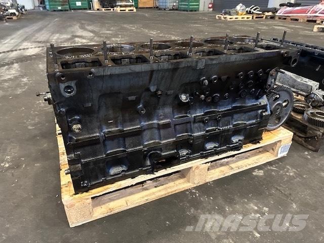 Cummins ISME420-30 엔진