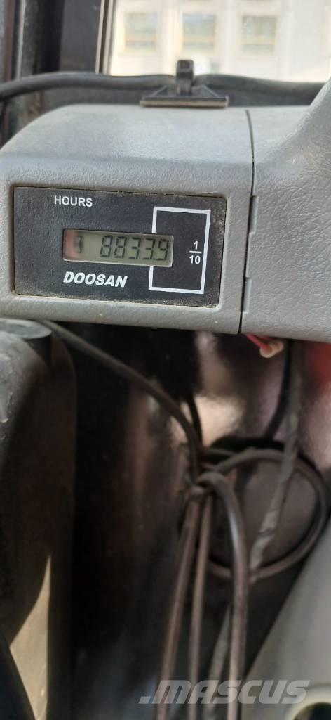 Bobcat E 85 중형굴삭기 7톤-28톤