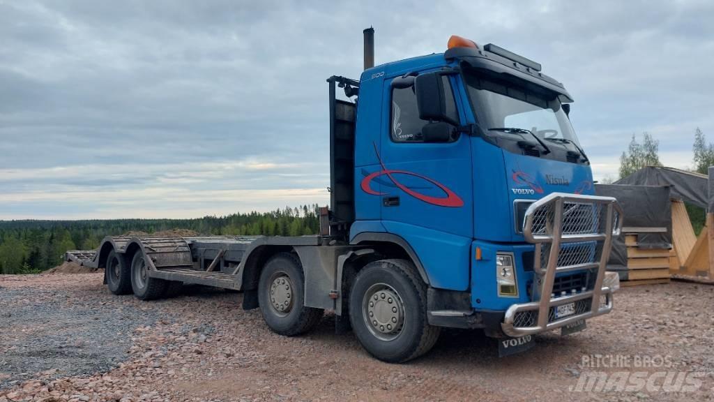 Volvo FH12 8x4 산림 기계 운반 트럭