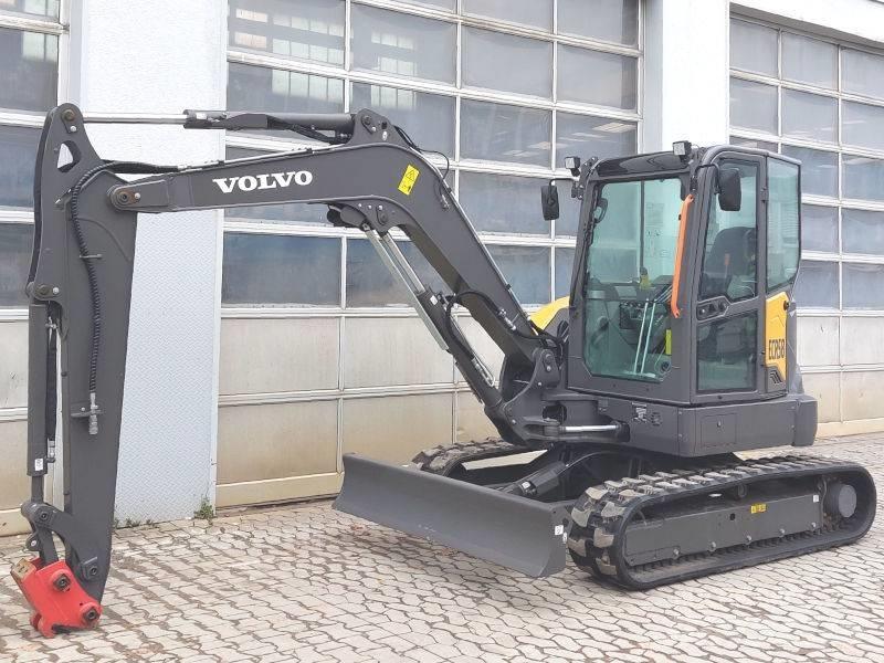 Volvo ECR 58 F 소형 굴삭기 7톤 미만
