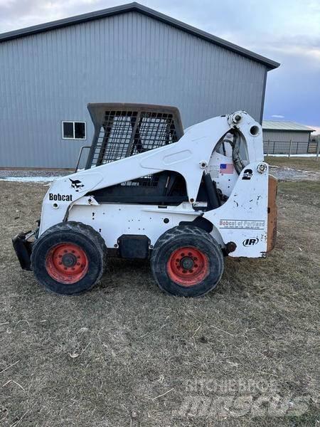 Bobcat S250  스키드로더