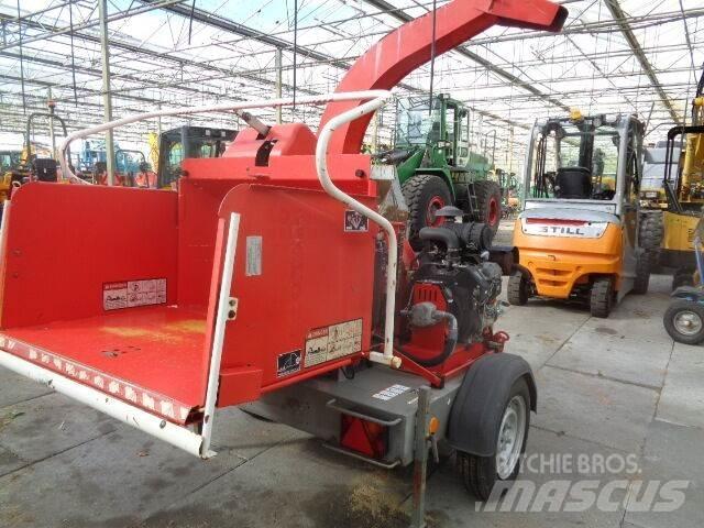 Vermeer BC600XL 톱밥제조기