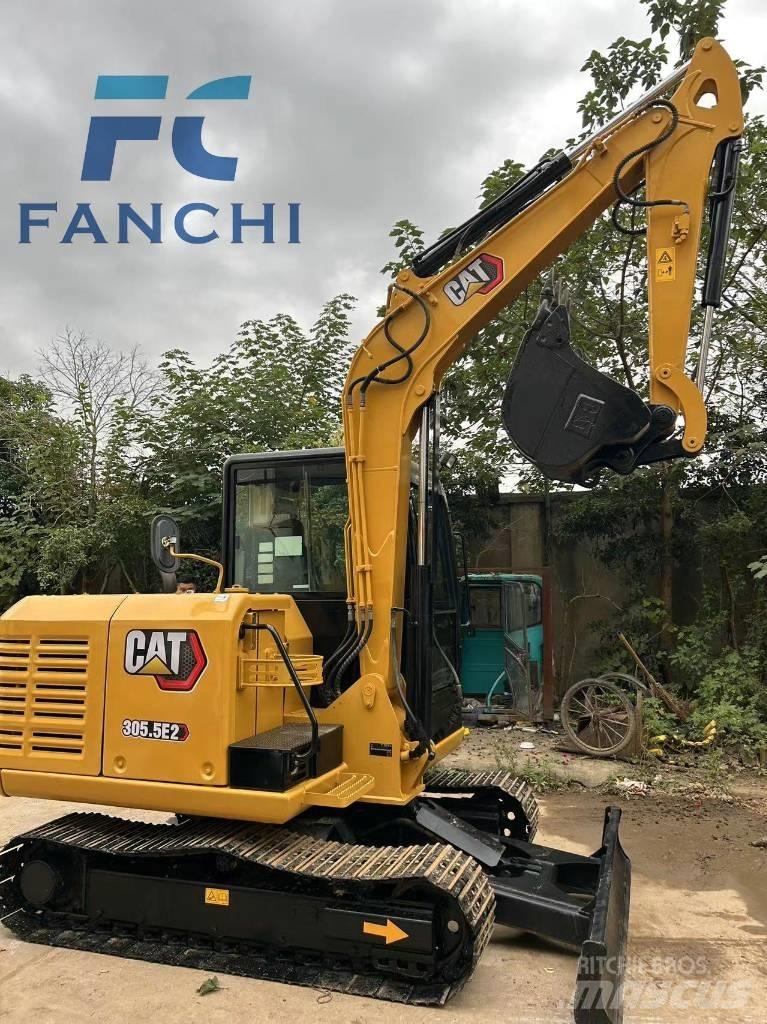 CAT 305.5E2 소형 굴삭기 7톤 미만