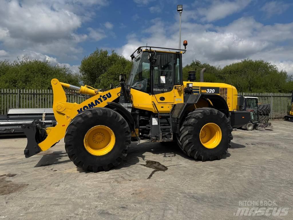 Komatsu WA320-7  휠로우더
