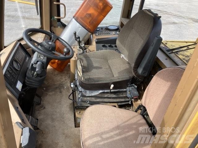 CAT 924 F  휠로우더