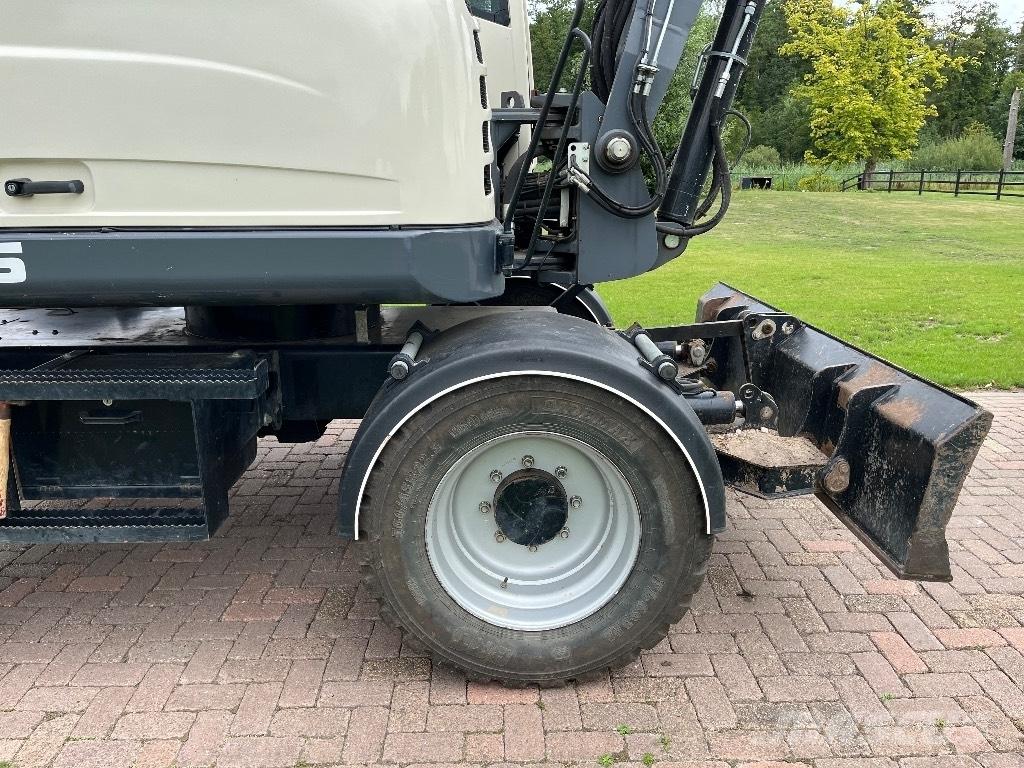 Terex Schaeff TW 95 중형굴삭기 7톤-28톤