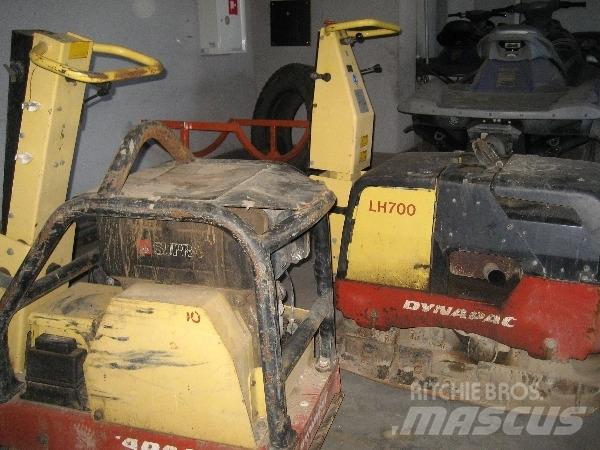 Dynapac LH700 진동롤러