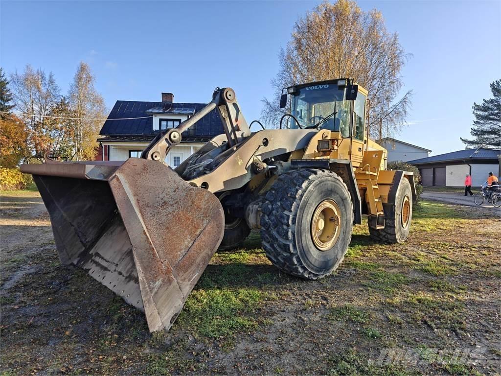 Volvo L180C  휠로우더
