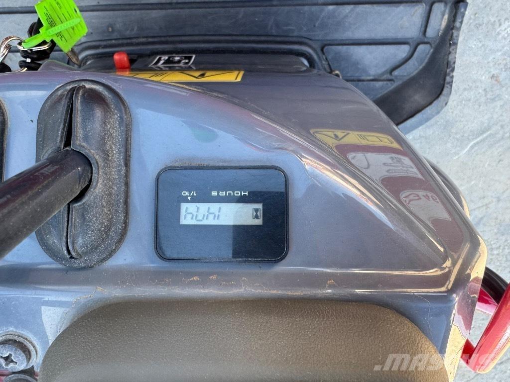 Yanmar SV08 (1F994) 소형 굴삭기 7톤 미만