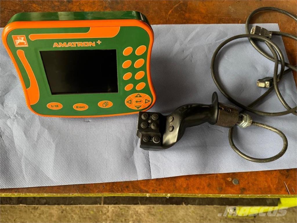 Amazone ZG-B 8200 미네랄 살포기