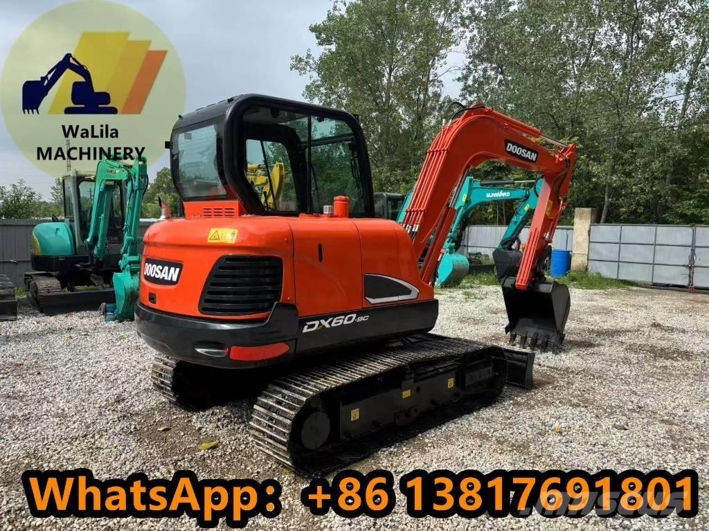 Doosan DX 60 소형 굴삭기 7톤 미만
