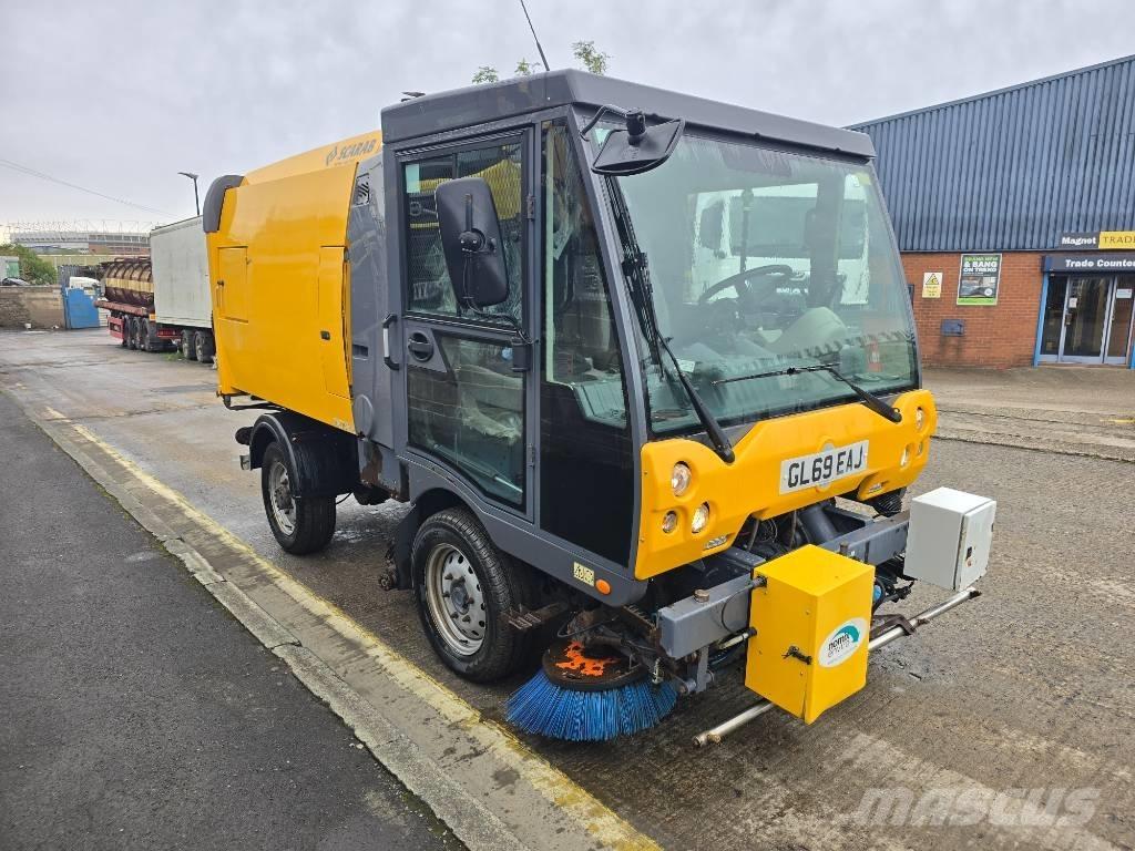 Scarab M25H 도로 청소차