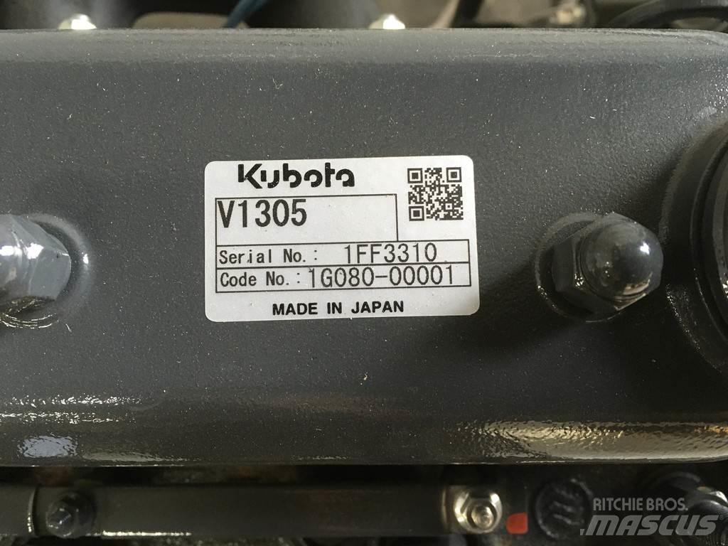 Kubota V1305 NEW 엔진