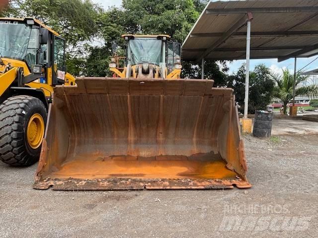 Volvo L 260 H  휠로우더