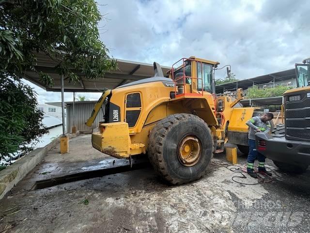 Volvo L 260 H  휠로우더
