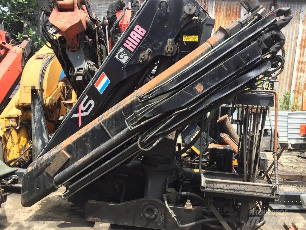 Hiab XS166D3CL 로더 크레인