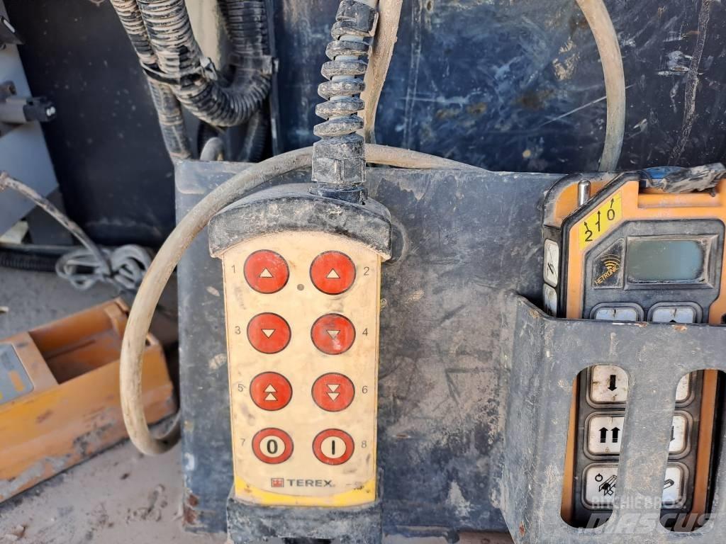 Terex Finlay J1160 크러셔