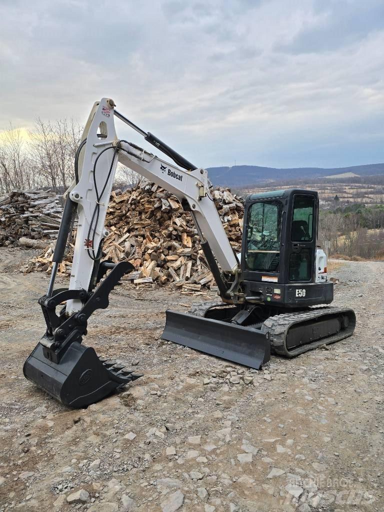 Bobcat E 50 소형 굴삭기 7톤 미만