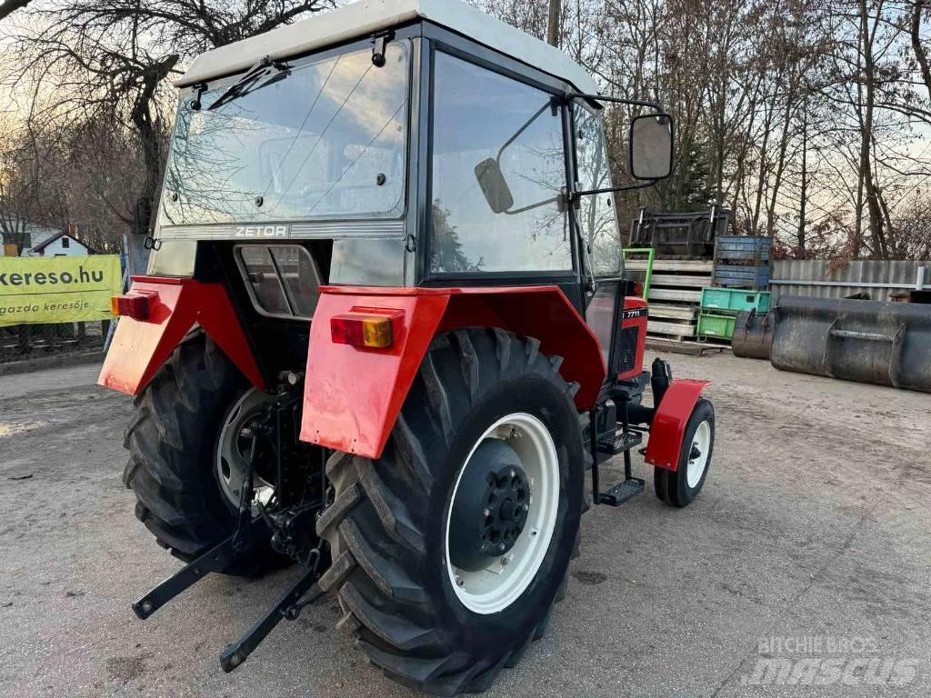 Zetor 7711 트랙터