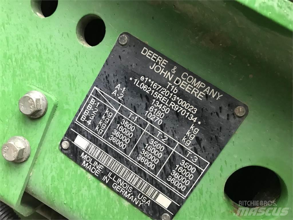 John Deere 6215R 트랙터