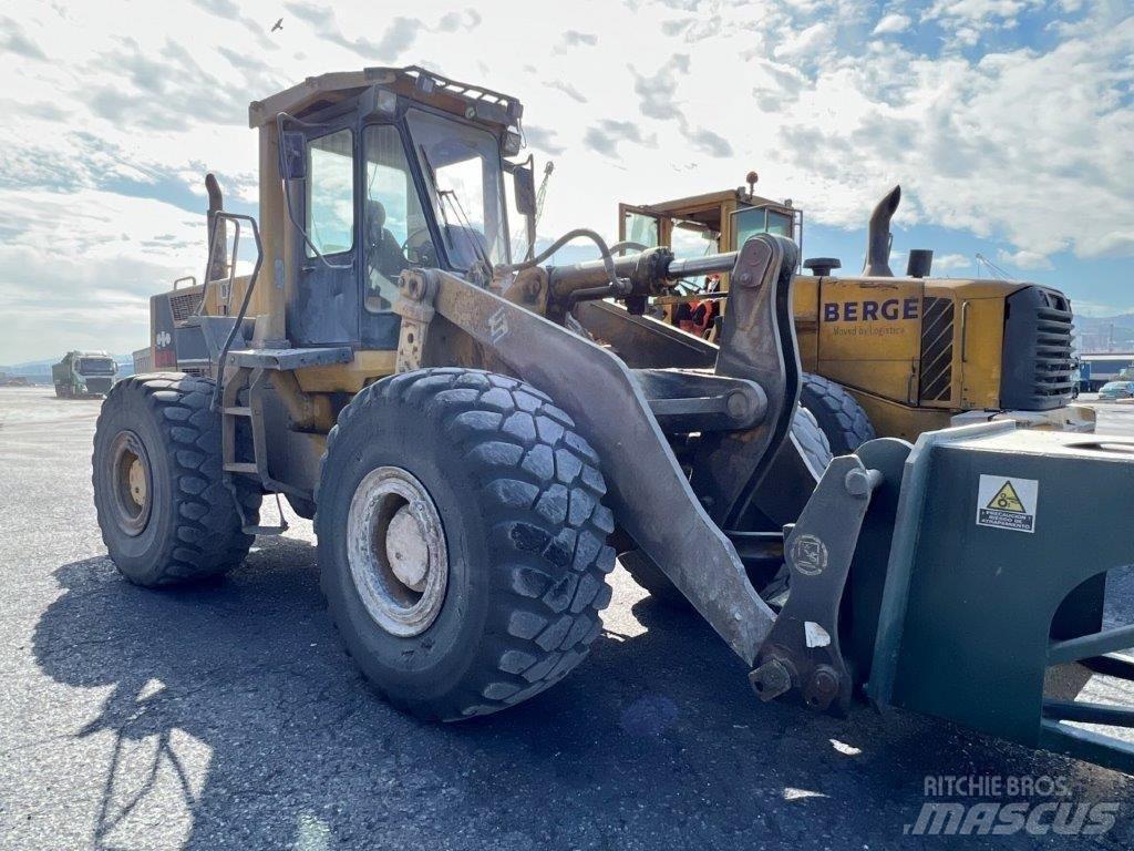 Komatsu WA 470-1  휠로우더