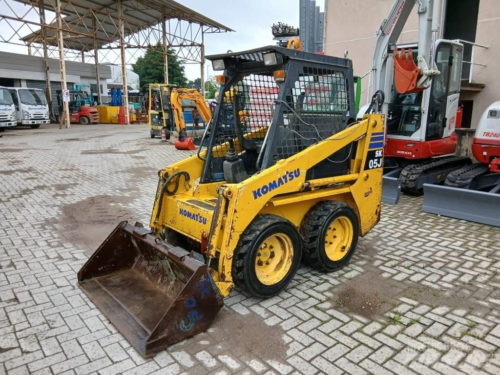 Komatsu SK 05 J  스키드로더