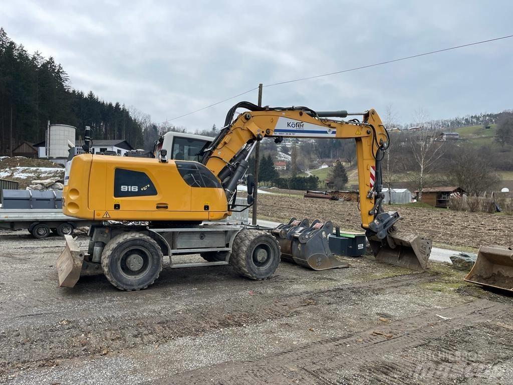 Liebherr A 916  휠 굴삭기