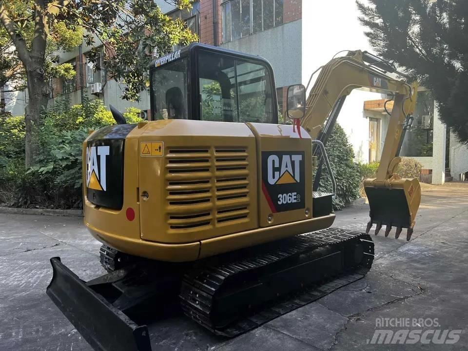 CAT 306 E2 소형 굴삭기 7톤 미만