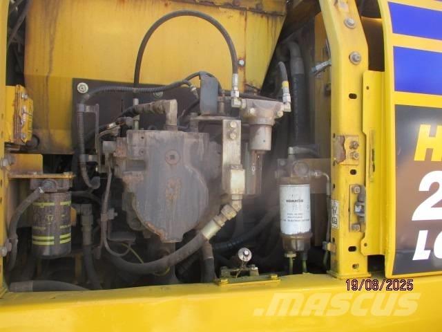 Komatsu HR 215 대형 굴삭기 29톤 이상