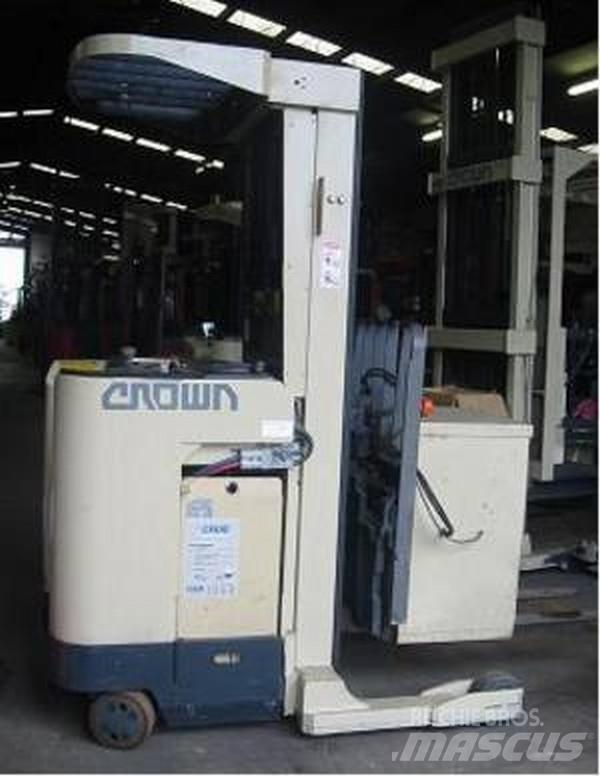 Crown 35RRTT210 리치 트럭