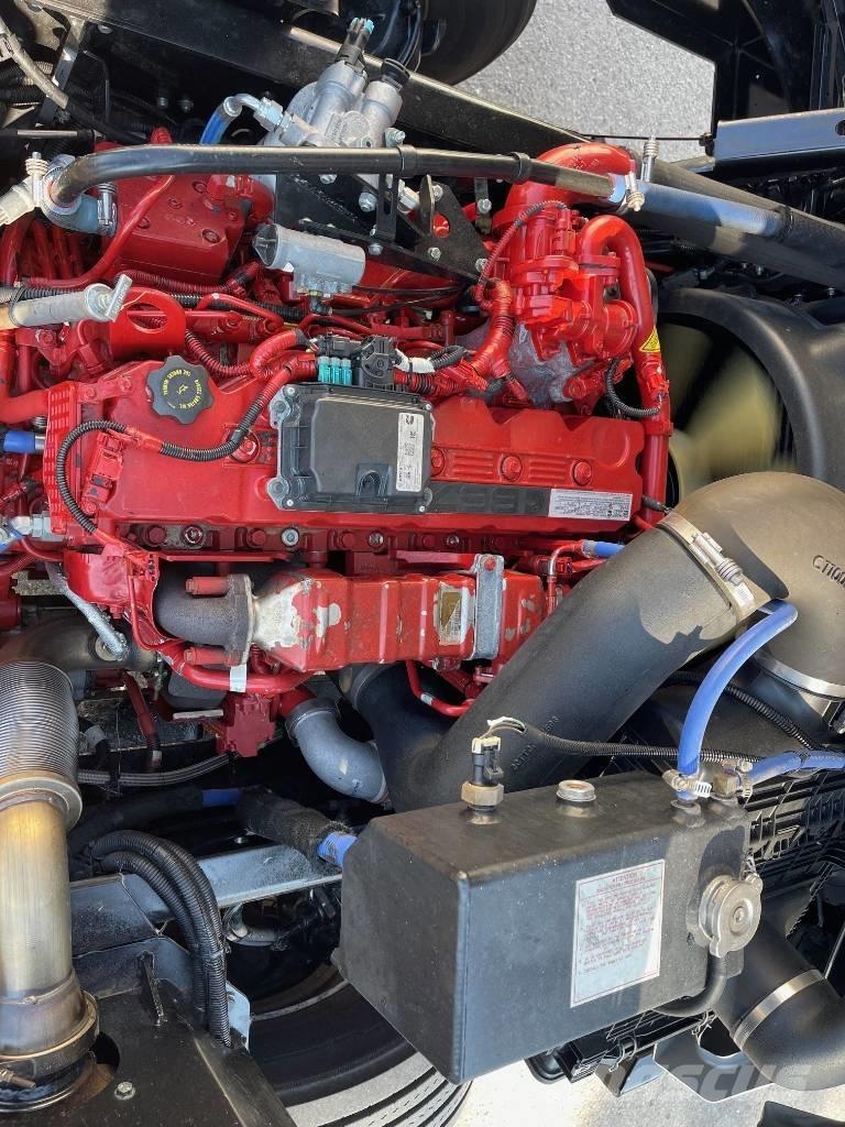 Ottawa T2 터미널 트랙터