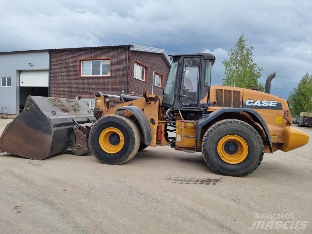 CASE 921 F  휠로우더